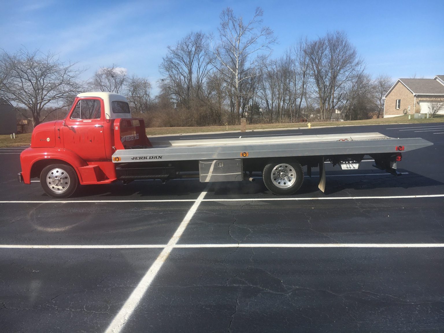 1954 Ford CabOver Rollback Indiana Tow Trucks